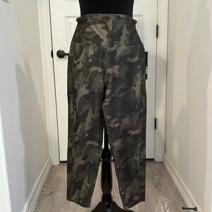 Bally camo leggings